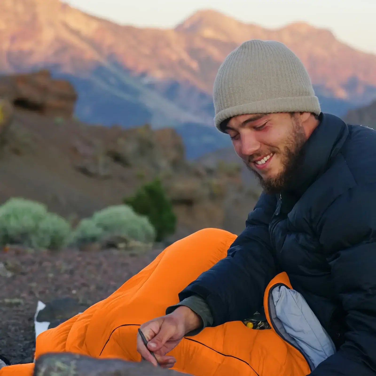 Envelope Sleeping Bag 190*75cm Adult Camping Outdoor Mini Walking beach Sleeping Bags Ultralight Travel Bag Spring Autumn