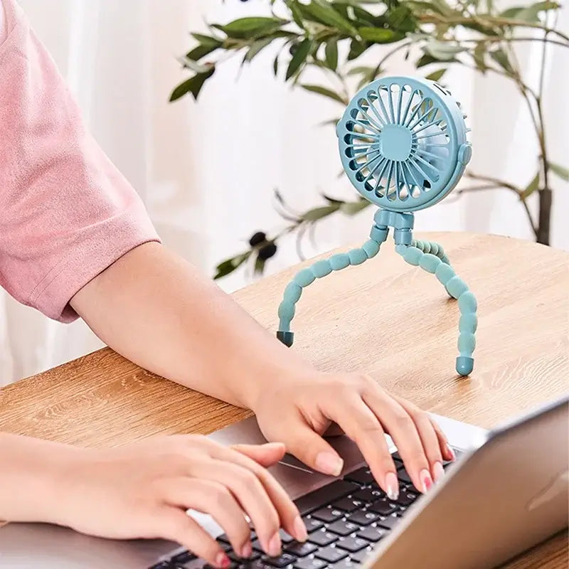 Portable Three Clawed Octopus Fan that Can be Hung Erected Wrapped Pushed Student Dormitory Outdoor Camping Desktop USB Fan