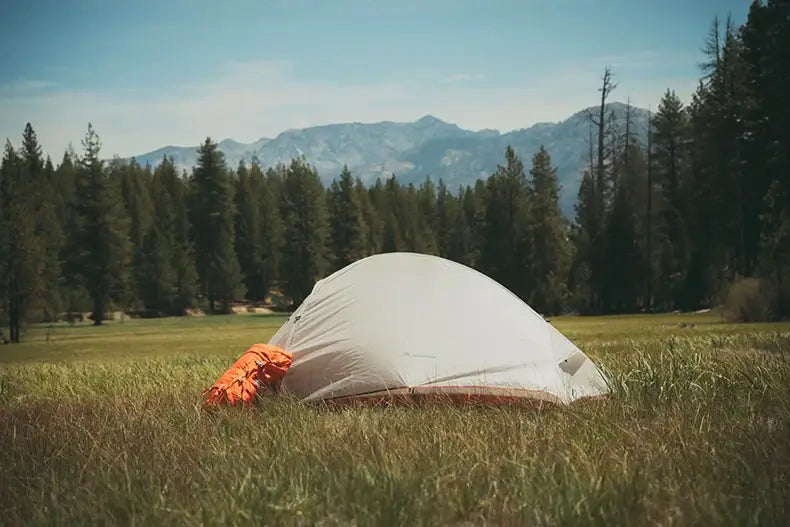 Ultralight Camping Tent Backpack Tent 20D Nylon Waterproof Outdoor Hiking Travel Tent Cycling Tent 1-2 Person